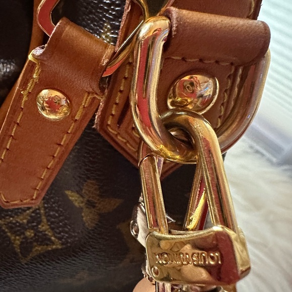 Authentic Louis Vuitton Monogram Retiro PM 2Way Shoulder Hand Bag & Felice - Picture 8 of 16